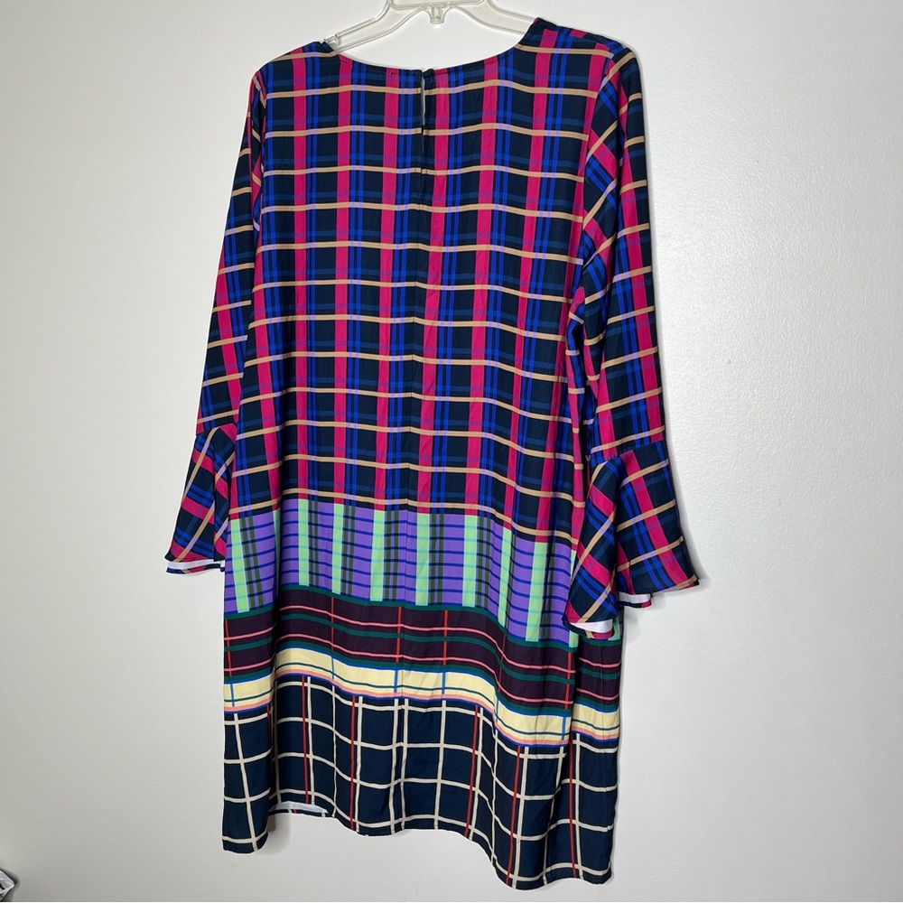 Eloquii Multicolor Plaid Dress with Flared Long Sleeves  Key Hole Opening SZ 18 - Picture 9 of 11